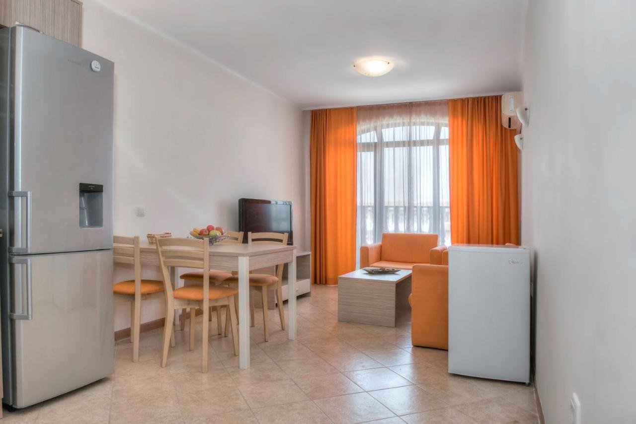 Royal Sun Apartments Sunny Beach Exterior photo