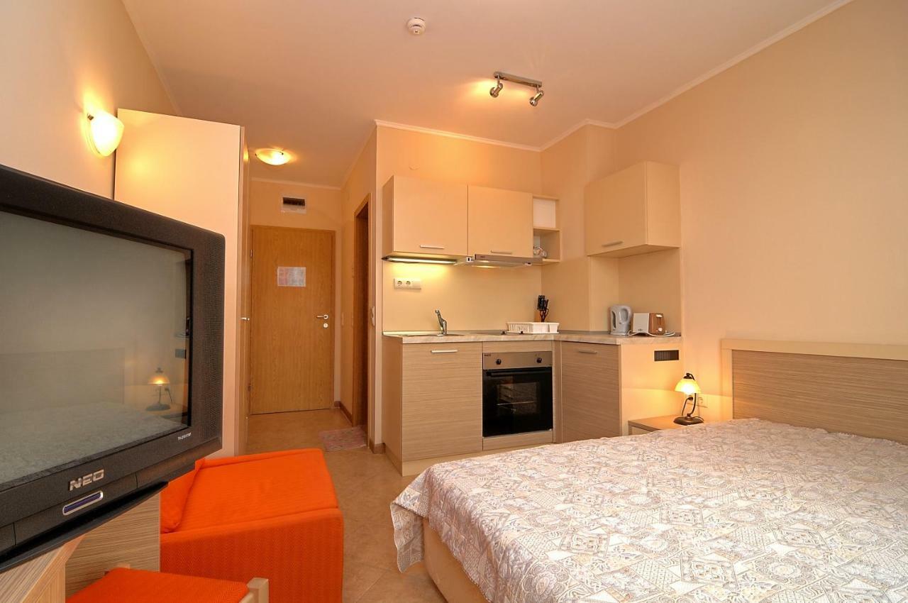 Royal Sun Apartments Sunny Beach Exterior photo